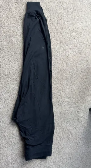 Lululemon Dance Studio Joggers thumbnail 4