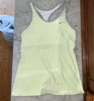 nike workout tank  thumbnail 3