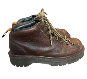 Vintage Dr. Martens Made in England Brown Leather Ankle Boots Women 6 Men 5 thumbnail 1
