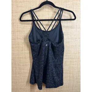 Lululemon Free To Be Serene Tank Top Wild Thing Camo Deep Coal Multi Size 8 thumbnail 2