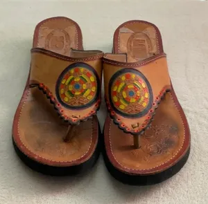 Sandals thumbnail 1