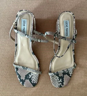 Steve Madden snake print heels thumbnail 1