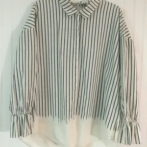Sanctuary Hazel Boy button front  blouse size large thumbnail 2