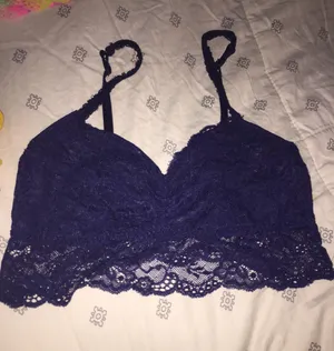 Vs Pink Lace Bralette thumbnail 1
