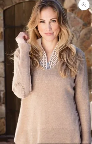 Good Rider Cashemere Tan Sweater Women’s | Embroidered Details Sz‎ Medium thumbnail 1