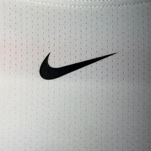 Nike Long Sleeve Shirt Womens XL White Dri-FIT Athletic Activewear Top thumbnail 3