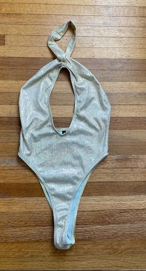 Pretty Little Thing gold one piece bikini thumbnail 1