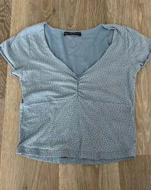 Brandy Melville Top thumbnail 1