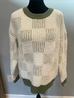 Off white and olive women’s sweater by Bearpaw medium thumbnail 1