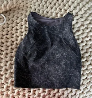 Lululemon Cropped Tank thumbnail 1