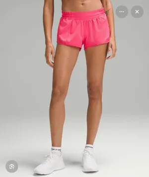 Lululemon Hotty Hot 2.5" Low-Rise Shorts lipgloss pink size 6 thumbnail 5