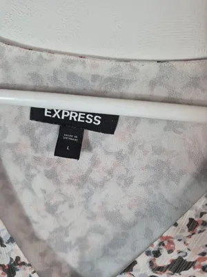 Express Floral Print Short Sleeve Blouse thumbnail 6