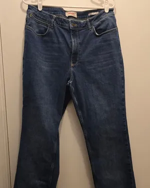 Wrangler Women's Straight-Leg Jeans in Medium Blue thumbnail 1