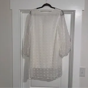 ee:some‎ White Dress thumbnail 3