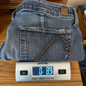 VTG Guess Stretch Denim Jean Shorts Low Rise 28” Waist Distressed 3.5” Inseam thumbnail 12