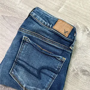 •AMERICAN EAGLE• SKINNY JEANS thumbnail 2
