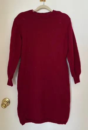 Red Sweater Dress Boutique thumbnail 1