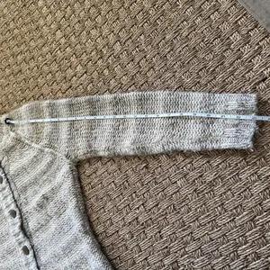Women’s ie relaxed Beige/Brown Striped Chunky-Knit Button Front Cardigan S thumbnail 5
