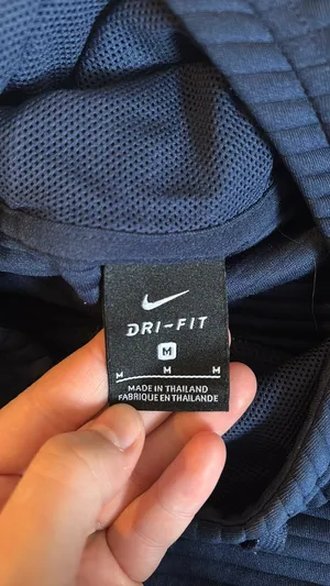 University of Dayton Nike Pullover thumbnail 2