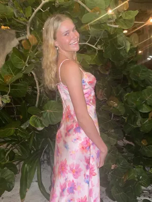 Boutique Fun floral beach dress! thumbnail 2