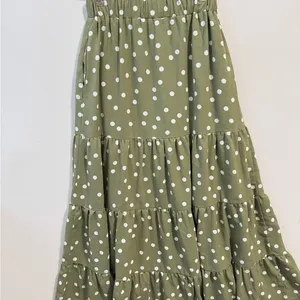 LULU'S | Green Tiered Maxi Skirt for Casual Resort‎ Wear Size XS thumbnail 7
