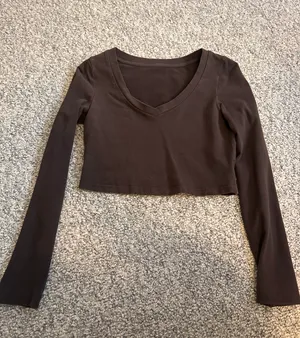 SheIn Basics Brown Long Sleeve Crop Top thumbnail 8