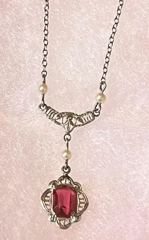 10K Gold 13” Red Stone/Pearl Drop Necklace thumbnail 7