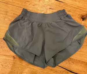 Lululemon Hotty Hot Shorts 2.5" thumbnail 2