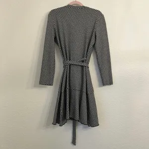 Nicole Miller Collection‎ Claudette Knit Wrap Sweater Dress L Geometric Ruffles thumbnail 8