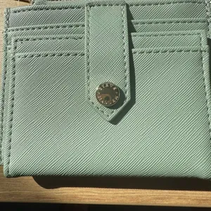Steve Madden Bhayden‎ Card Case Sage Green Faux Leather Wallet MR116325 New thumbnail 2
