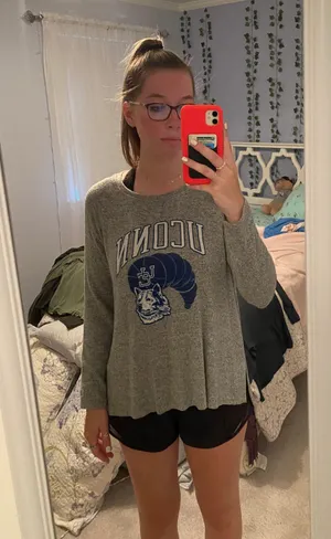 American Eagle UConn long sleeve thumbnail 1