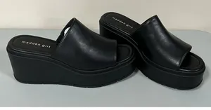 Steve Madden Black ‘Wiindy’ Leather Peep-Toe Open-Toe Chunky Platform Slides Heels Sandals Shoes Size 9 🥀 thumbnail 5