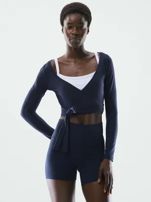 NWT Aritzia Golden BUTTER Focal Wrap Long sleeve Admiral L thumbnail 2