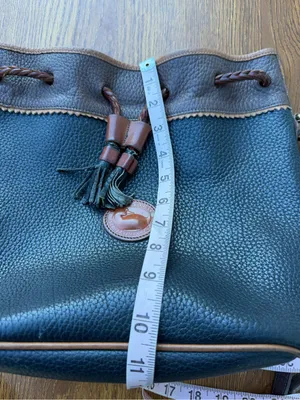 Vintage Dooney & Bourke All Weather Leather Black Brown Drawstring Bucket Bag thumbnail 11