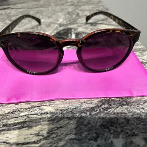 Tortoise Shell Sunglasses with Purple Lenses Brown thumbnail 3