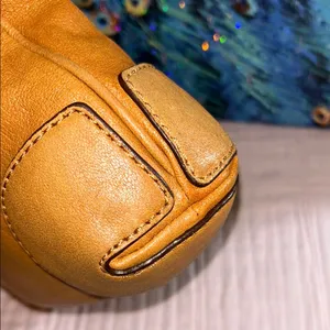 Michael Kors Tan Leather Handbag thumbnail 8