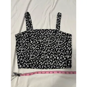 Leith Black & White Leopard Print Crop Top | Size Medium thumbnail 2