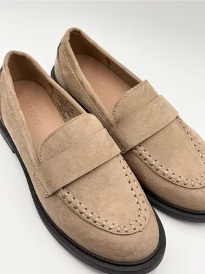 Old Navy Women's Suede Penny Loafers in Taupe‎ Size 6 thumbnail 3