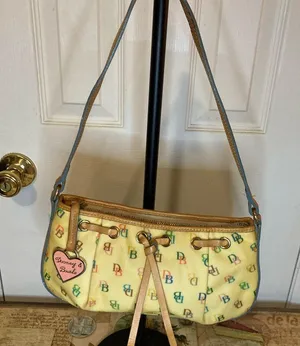 VNTG DOONEY & BOURKE H3 44475 tote Shoulderbag small purse thumbnail 1