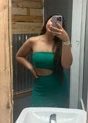 Geeen cut out dress Green Size M thumbnail 1
