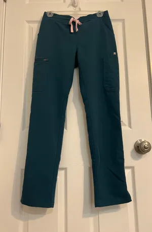 FIGS Scrub Pants thumbnail 2