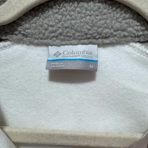 Columbia Women’s Lodge Fleece Pullover- size medium thumbnail 3