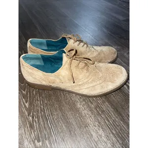 Cynthia Rowley Tan Suede Hazel Lace‎ Up Shoes Women's Size 7.5M S-88 thumbnail 2