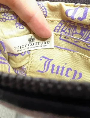 Vintage 2011 Juicy Couture Lavender Purple Velour Large Wristlet thumbnail 8