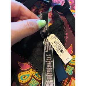 Victorias Secret Black Strappy Open Quarter Cup Bra Rhinestone‎ Bows Size Large thumbnail 9