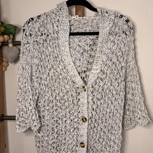 Pol Short Sleeve Black White Loose Knit Cardigan Size Medium‎ thumbnail 3