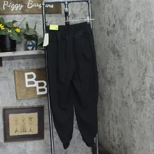 NWT All In Motion Womens High-Rise Winter Woven Lined Joggers 91754551 Black XS thumbnail 8