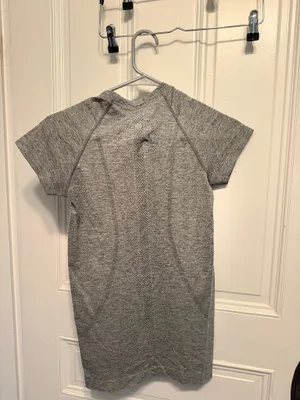 Lululemon Swiftly Tech Short Sleeve Grey thumbnail 4