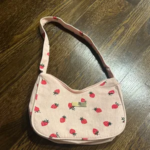 Pink Purse thumbnail 5