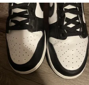 Nike Dunk High Black White Size 9 thumbnail 5